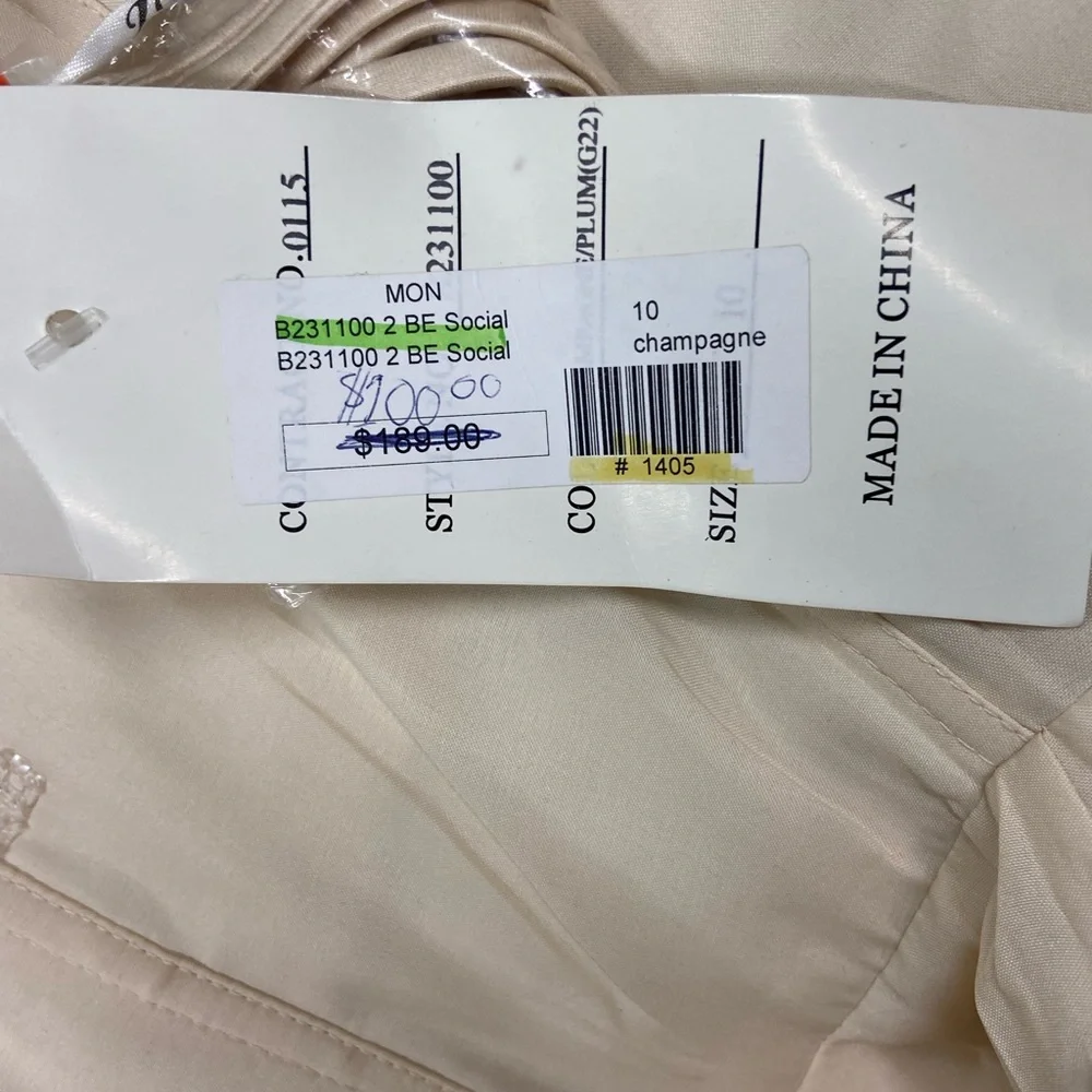 NWT 2 Be Social Dress. Size 10 - Picture 6 of 6